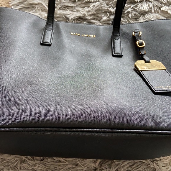 Marc Jacobs Black Tote bag - Picture 2 of 6